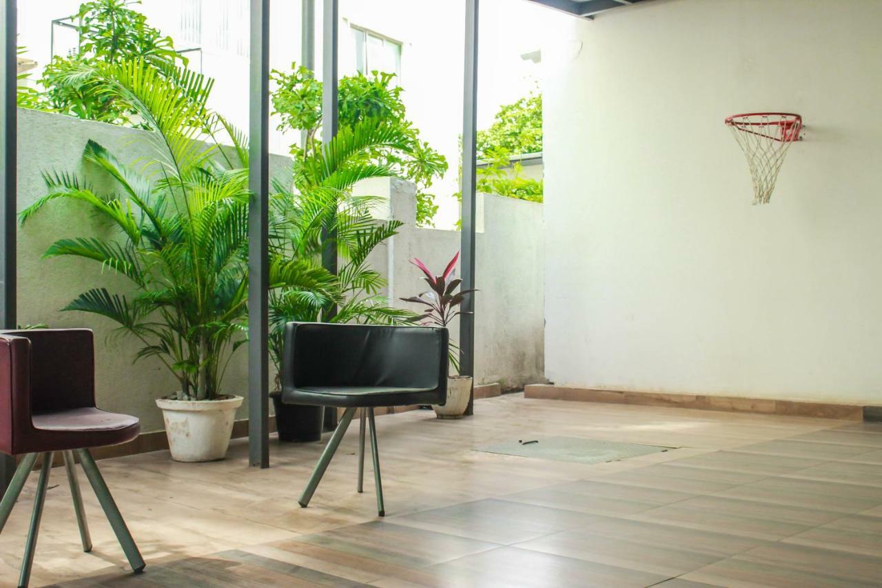 Rest Inn Skr A Petrichor Hotel Bangalore Esterno foto