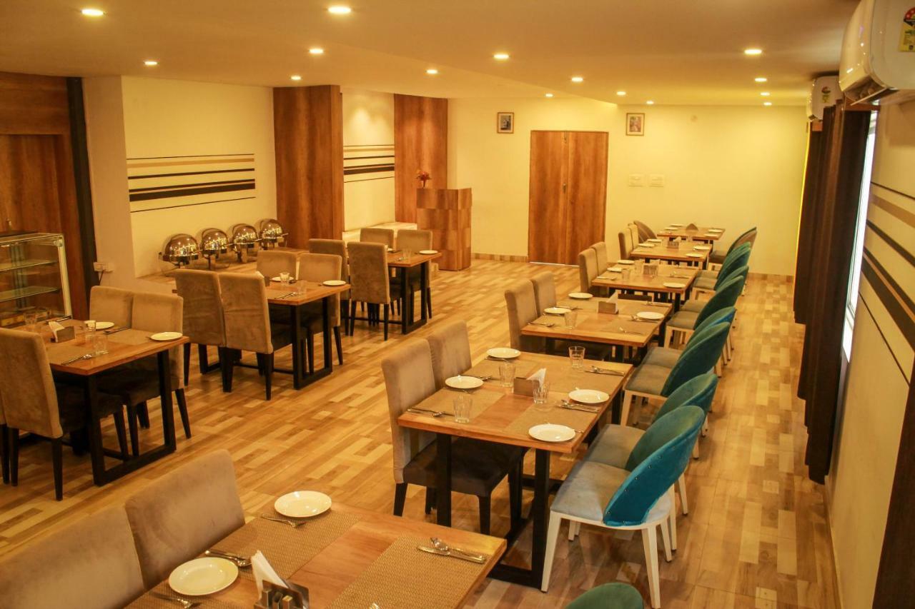 Rest Inn Skr A Petrichor Hotel Bangalore Esterno foto